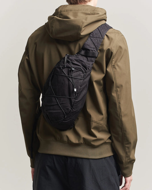 CP COMPANY CROSS BODY NYLON B  SLING BAG